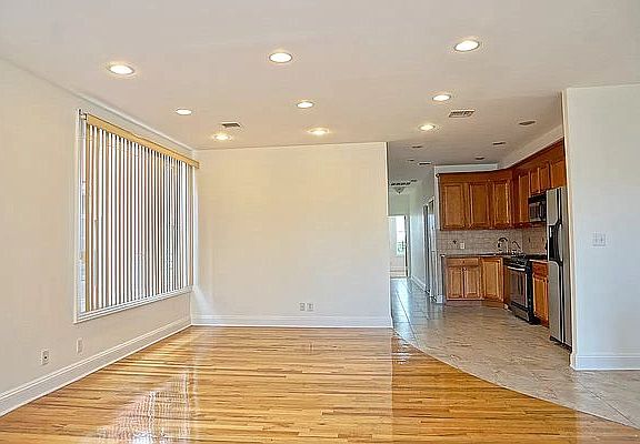 3rd image of 8634 Fort Hamilton Pkwy #2
