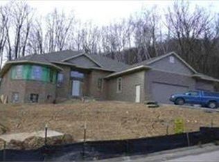 1754 Snowflake Pl, Onalaska, WI 54650