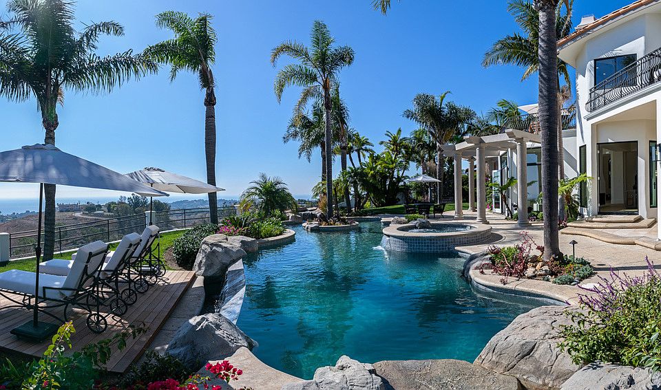 5868 Zumirez Dr, Malibu, CA 90265 | Zillow