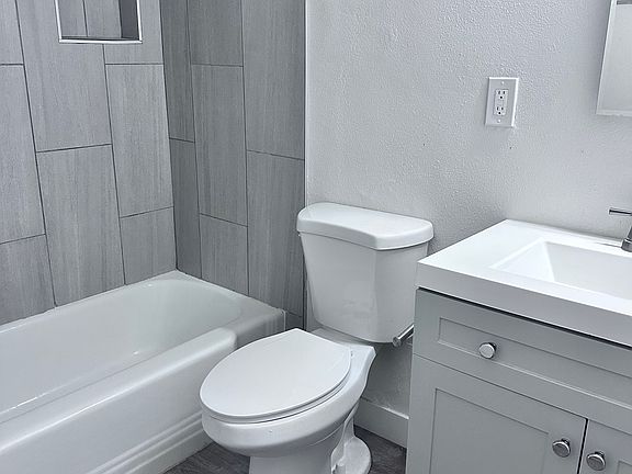 5th image of 3711 Artesia Blvd #8