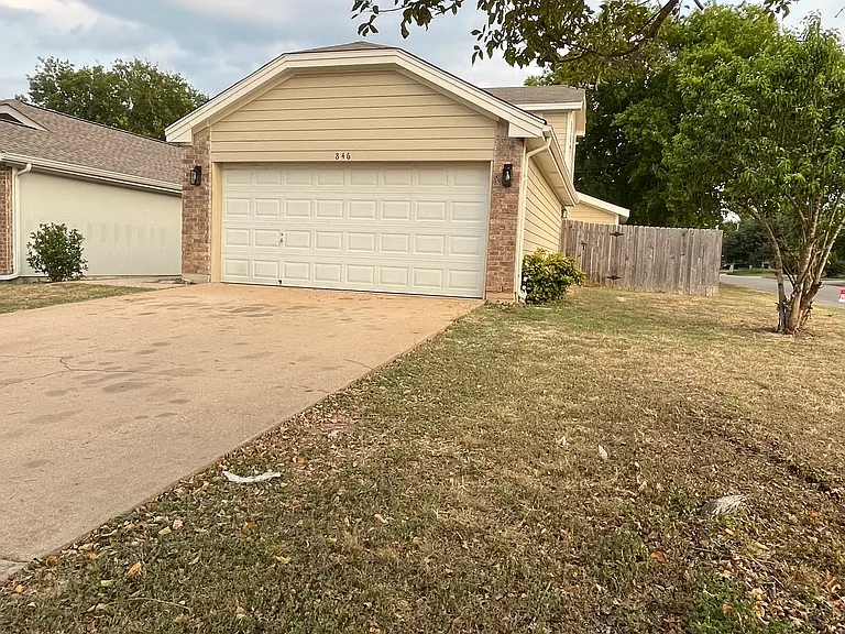 846 Mica Ln — Photo 9