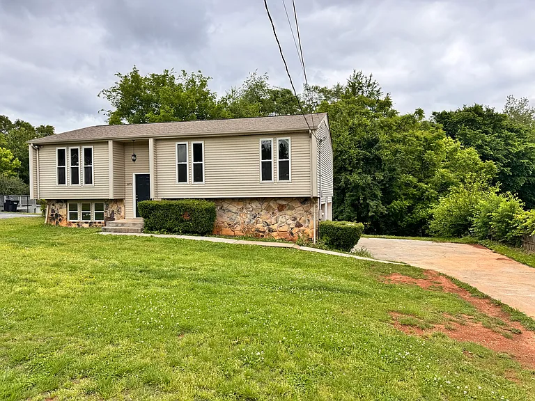 11220 Concord Woods Dr — Photo 2