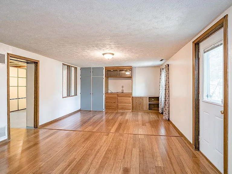 4010 Teri Ln — Photo 22