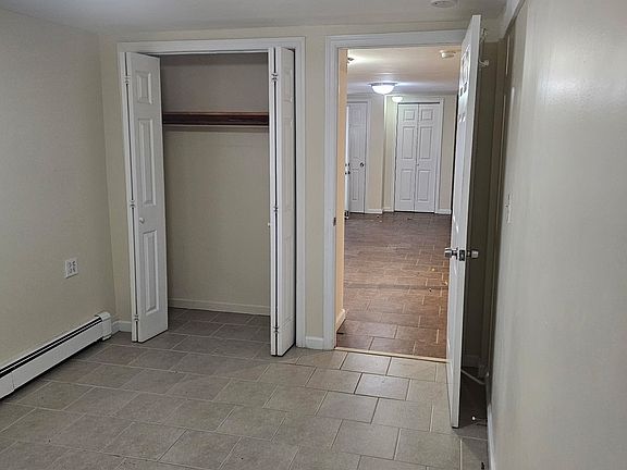 3rd image of 77 Lorraine Rd APT 1