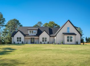 497 Grogan Rd, Woodruff, SC 29388