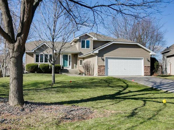 9621 Parkside Trl N, Champlin, MN 55316