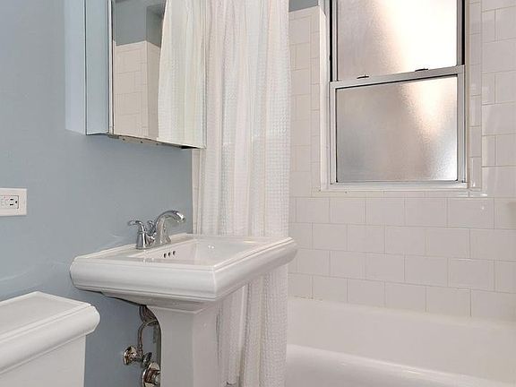 4th image of 816 Washington Blvd APT 2