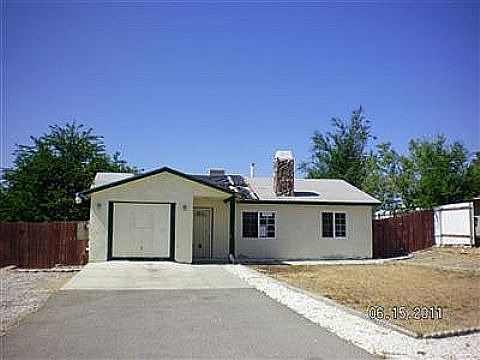 1st image of 17861 Cajon St