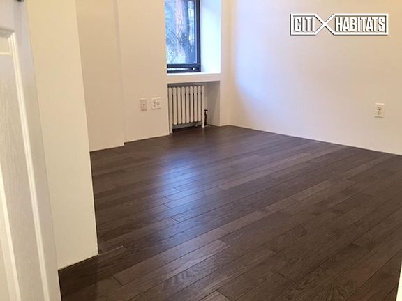 2nd image of 300 E 89th St APT 3B