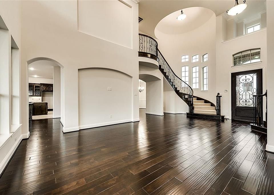 1st image of 5403 Westfield Dr