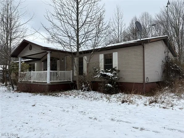 99 Linton Hill Rd, Coolville, OH 45723