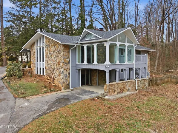 8129 Ainsworth Dr, Knoxville, TN 37909