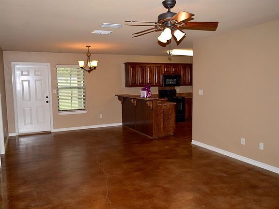 3rd image of 13371 Country Meadow Ln