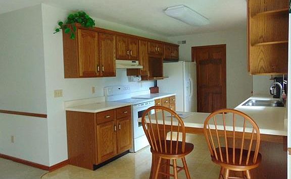 4th image of 7 Harmonie Dr