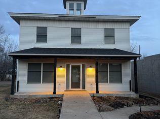 940 Davis St #1, Hammond, WI 54015