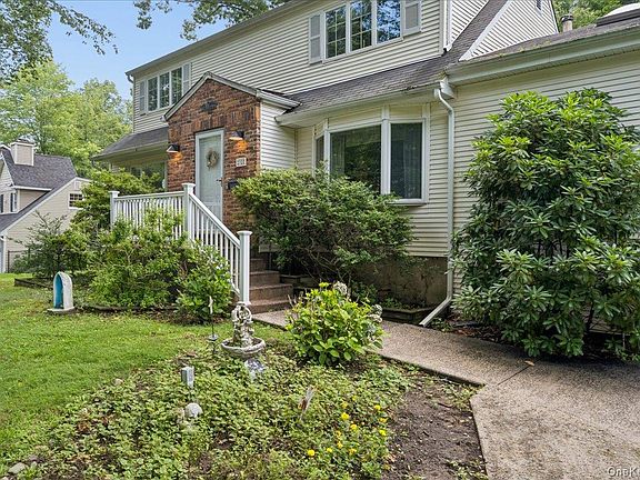2nd image of 32 Carolina Drive