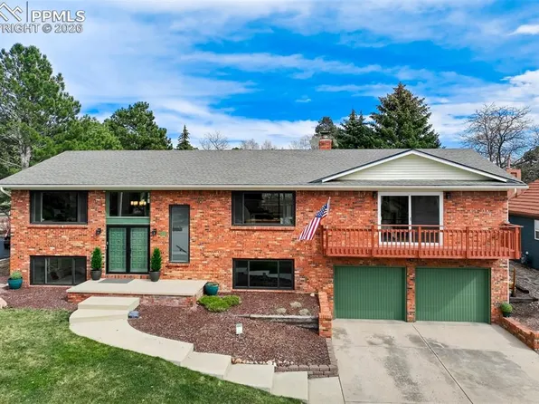 2832 Country Club Cir, Colorado Springs, CO 80909