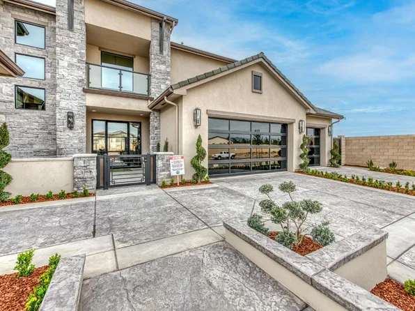 11417 N Portofino Dr, Fresno, CA 93730