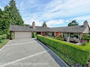 9628 Evergreen Dr, Bellevue, WA 98004