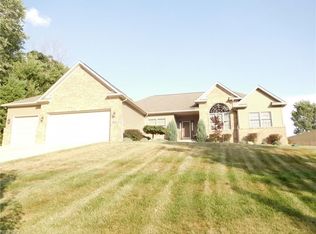 6987 Pine Knoll Dr, Clinton, OH 44216
