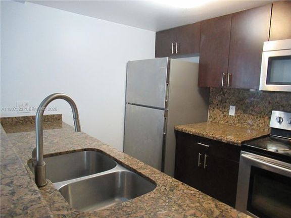 4th image of 243-8100 Geneva Ct #243