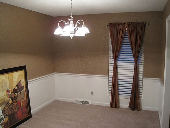 5th image of 11704 N Williamsburg Dr