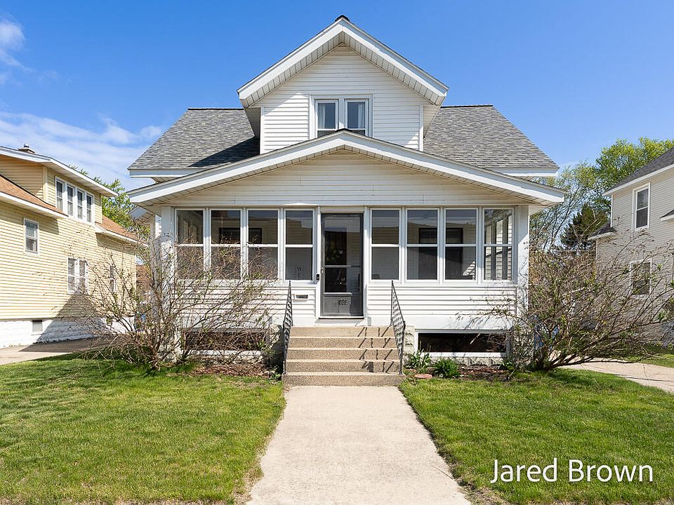 1st image of 1039 Pennoyer Ave