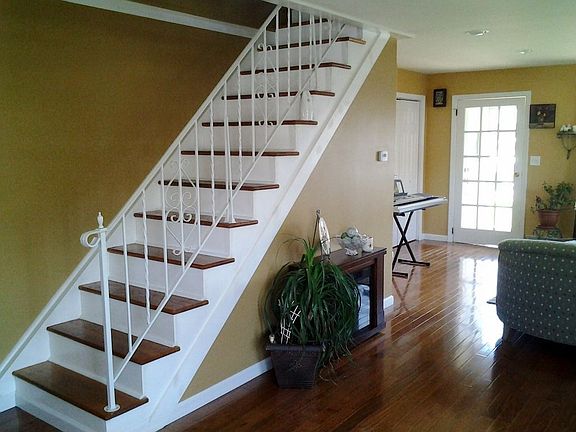 3rd image of 1 Berkeley Pl