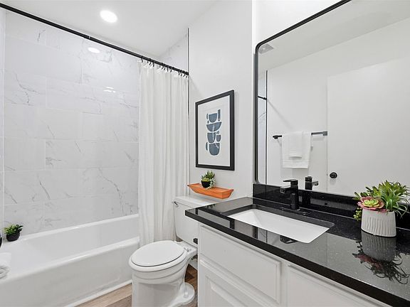 4th image of 6407 Cooper Ln