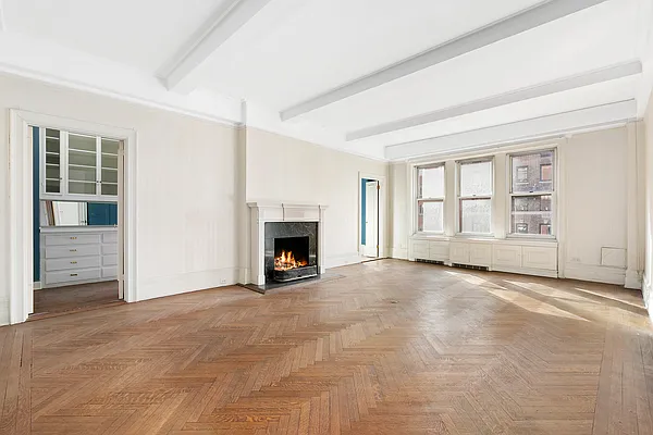 Sold by Compass | media 1