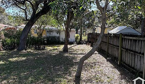 5th image of 1088 NW 51st St