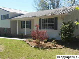 5330 Royal Oak St, Southside, AL 35907