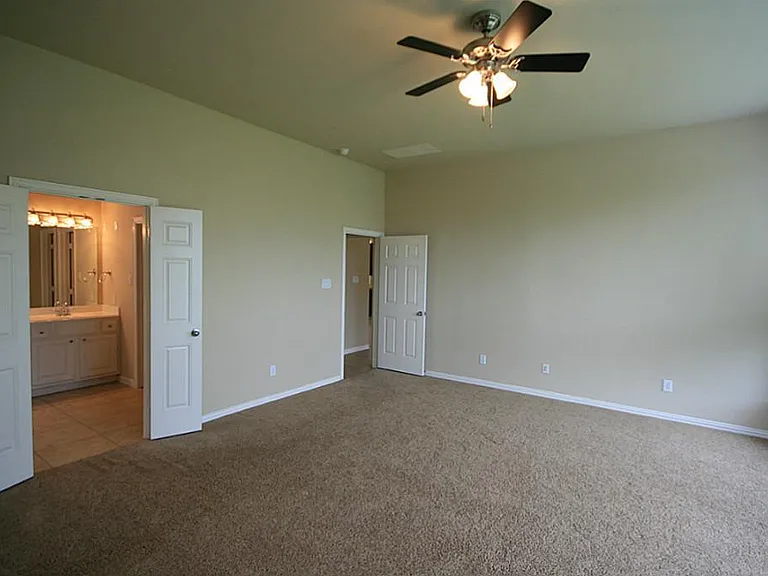 5503 Baby Blue Ln — Photo 16