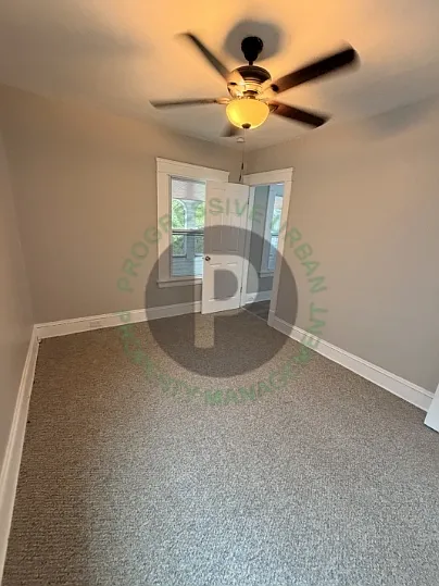 15619 School Ave — Photo 6