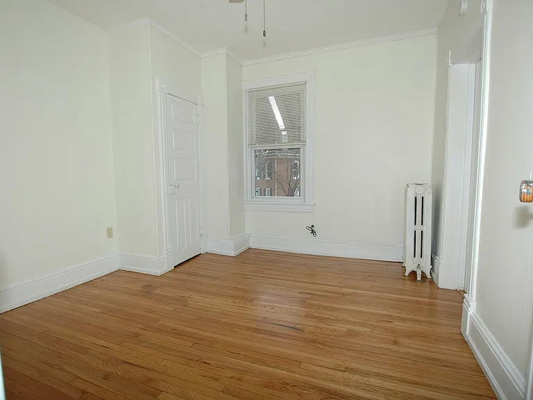 806 Mifflin St #2 — Photo 6