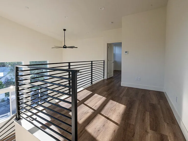 1442 Forest St — Photo 16