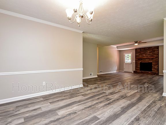 2nd image of 2760 Shiloh Way