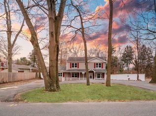 74 Bridge Rd, Hauppauge, NY 11788