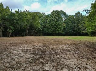 201 W Country Club Rd, Senatobia, MS 38668