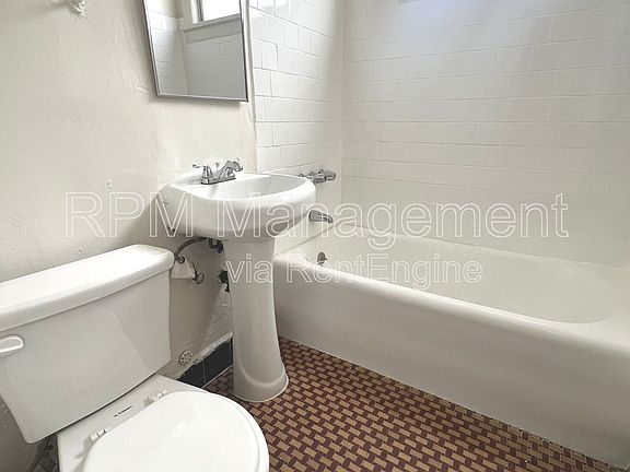 5th image of 1740 N Winona Blvd #108