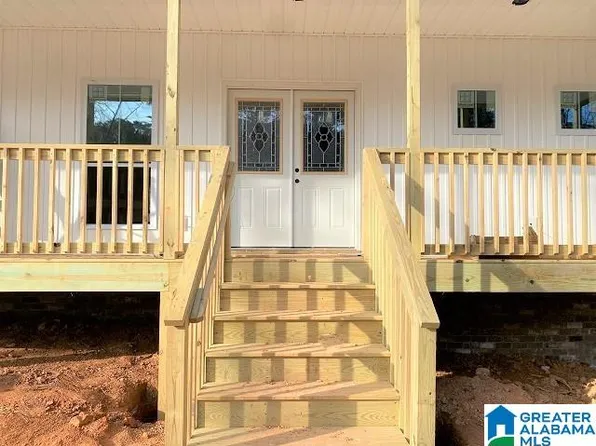 21184 Brenda Dr, Lake View, AL 35111