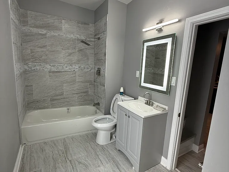 352 W 116th St — Photo 9