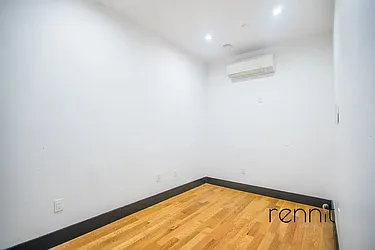 Rented by Rennit Inc.