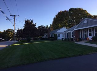 18 Barnes St, Smithfield, RI 02828