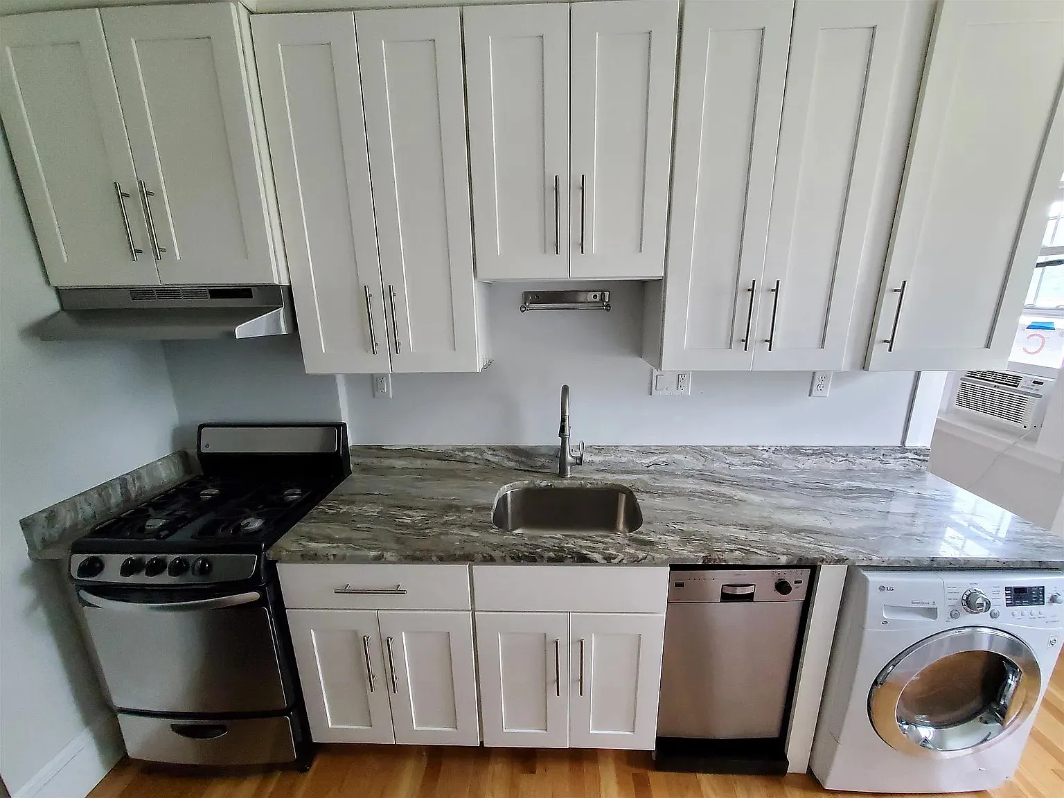 22 Concord Ave #7 — Photo 4