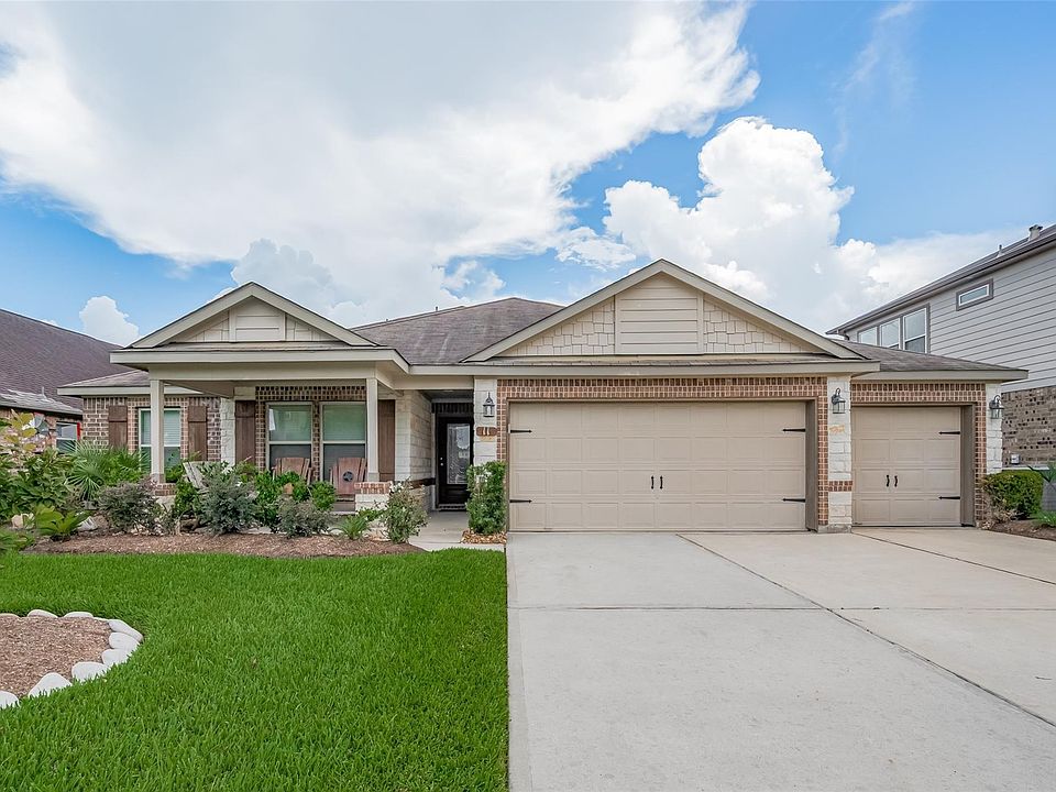 1st image of 11 Coconut Palms Ct