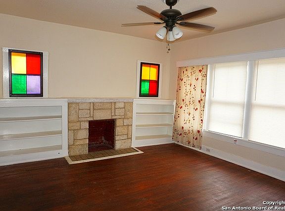 3rd image of 230 Alvarez Pl