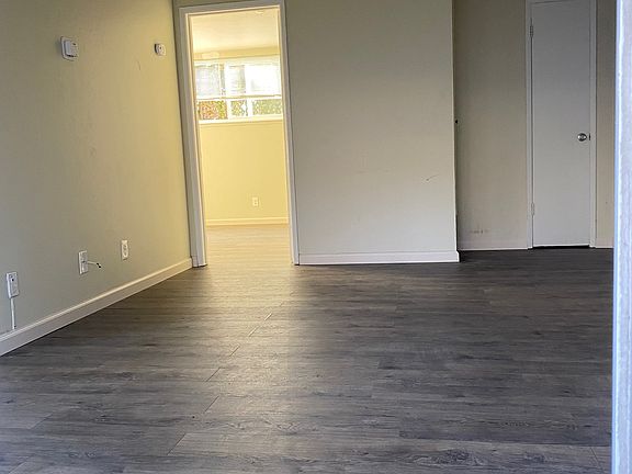4th image of 649 Blythe Ct APT 5