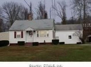 14 Grandview Ter, Portland, CT 06480