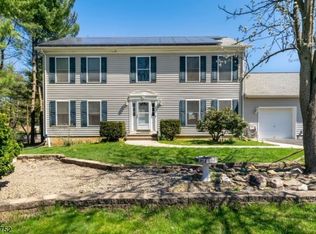 24 Bethel Ave, Hamilton, NJ 08620